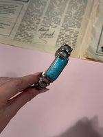 Load image into Gallery viewer, The Vienna
